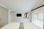 Deluxe Apartment bedroom1